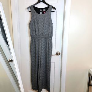 Vince Camuto Black&White Pattern Jumpsuit. L.